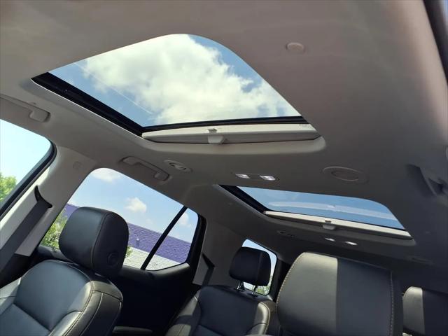 2021 Chevrolet Traverse FWD LT Leather