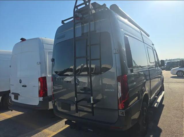 2022 Mercedes-Benz Sprinter 2500 Standard Roof V6