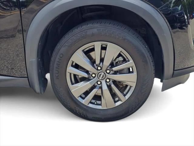 2023 Nissan Pathfinder SV FWD