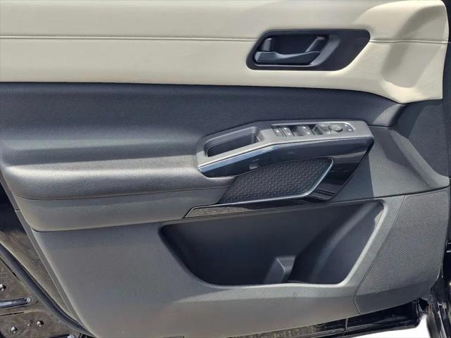 2023 Nissan Pathfinder SV FWD