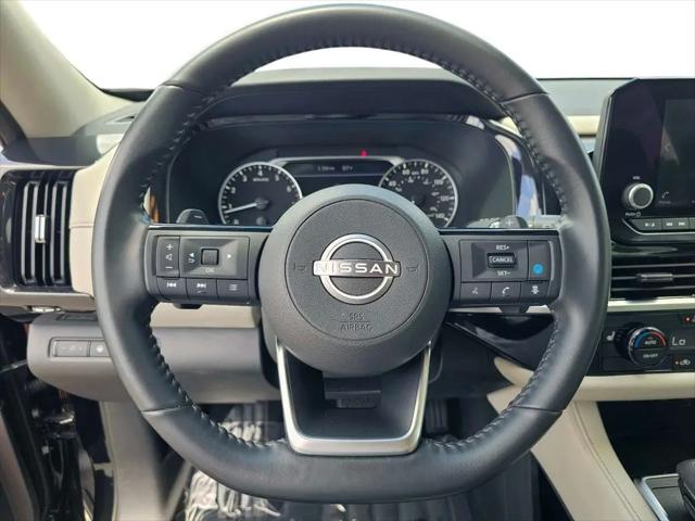 2023 Nissan Pathfinder SV FWD