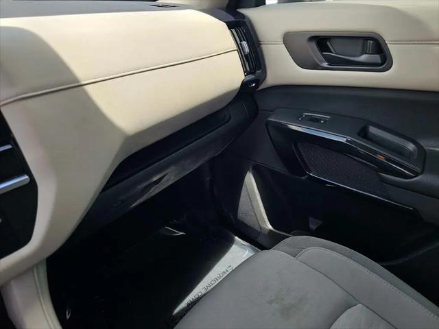 2023 Nissan Pathfinder SV FWD