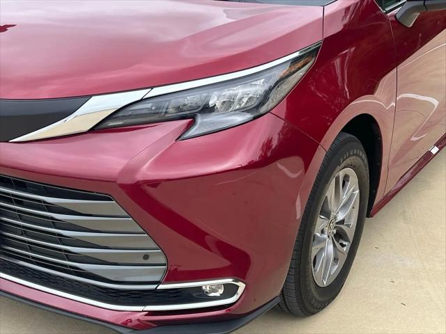 2025 Toyota Sienna XLE
