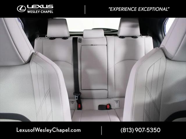 2025 Lexus 300 UX 300h