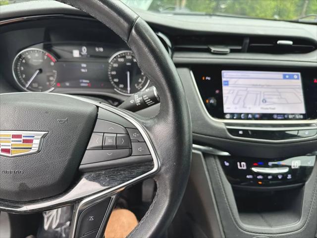2023 Cadillac XT5 FWD Premium Luxury