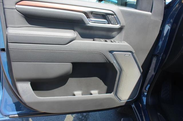 2026 GMC Sierra 2500HD Crew Cab, Standard Bed, Denali, 4WD