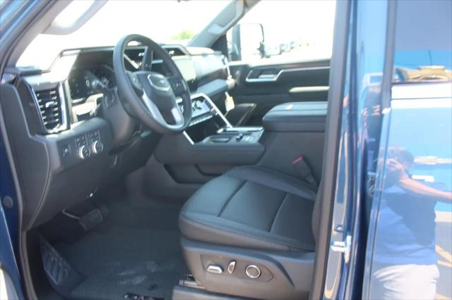 2026 GMC Sierra 2500HD Crew Cab, Standard Bed, Denali, 4WD