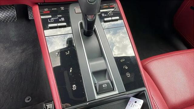 2023 Porsche Macan T