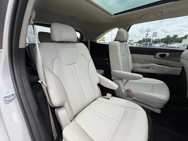2022 Kia Sorento SX