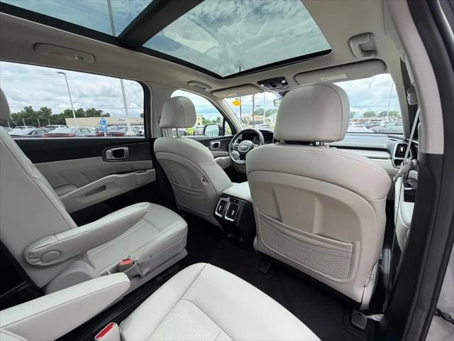 2022 Kia Sorento SX