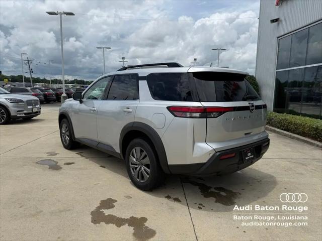 2025 Nissan Pathfinder SV FWD