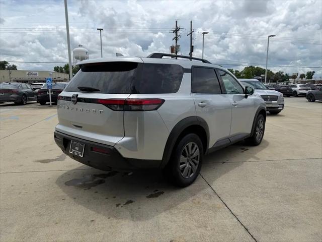 2025 Nissan Pathfinder SV FWD