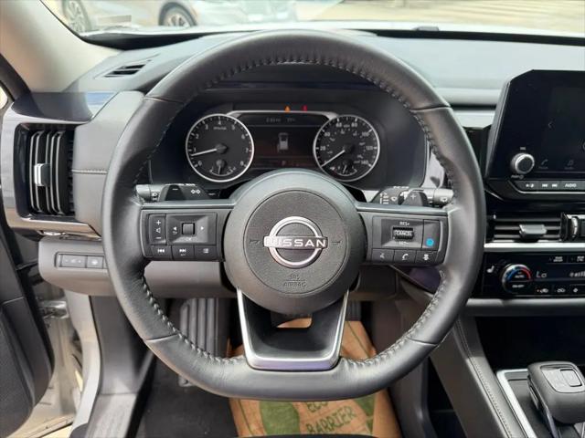 2025 Nissan Pathfinder SV FWD