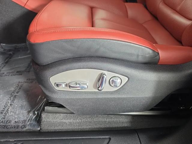 2023 Porsche Macan Macan