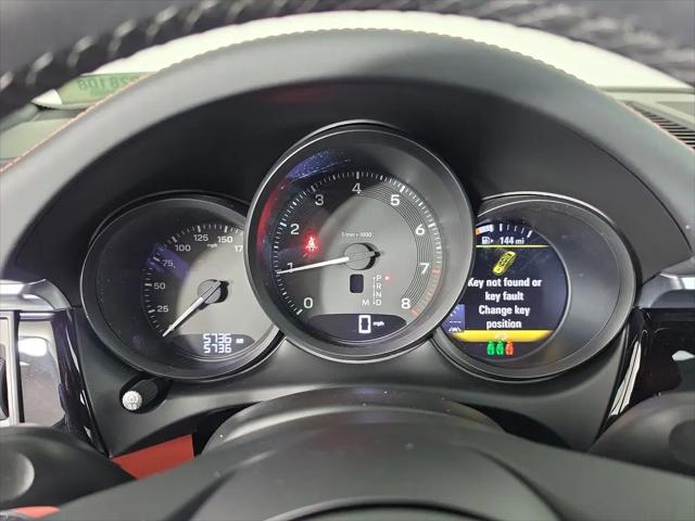 2023 Porsche Macan Macan