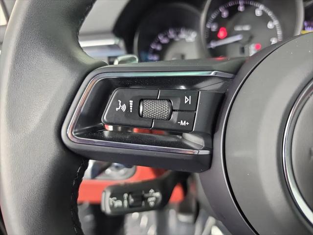 2023 Porsche Macan Macan