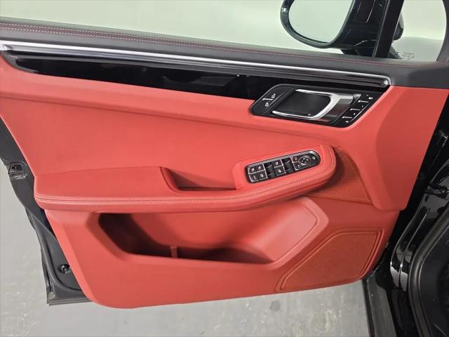 2023 Porsche Macan Macan