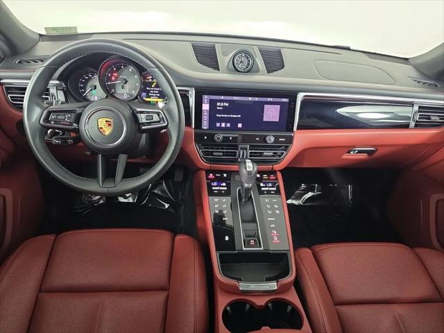 2023 Porsche Macan Macan