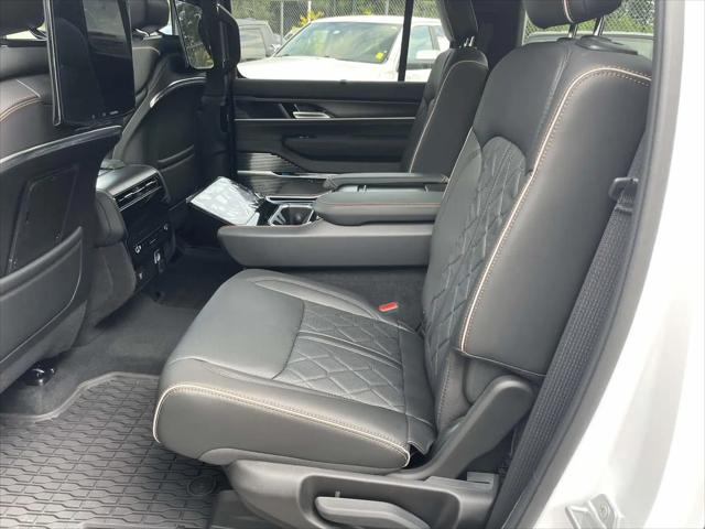 2026 Jeep Grand Wagoneer L Summit Reserve 4x4