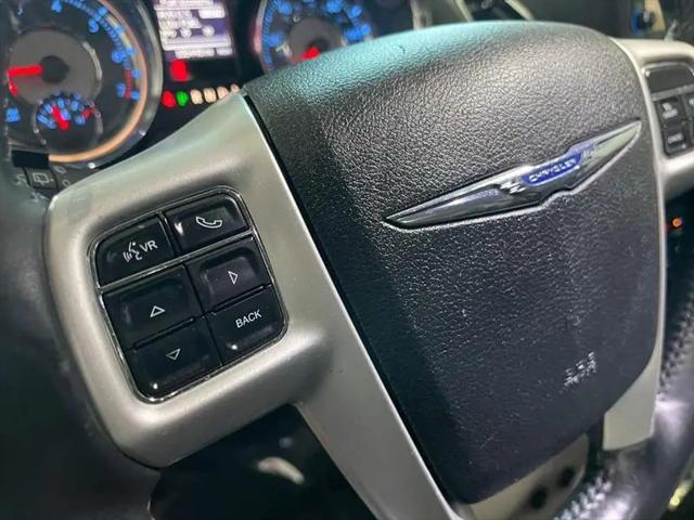 2015 Chrysler Town & Country Touring-L
