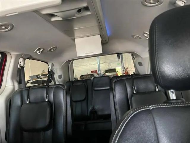 2015 Chrysler Town & Country Touring-L