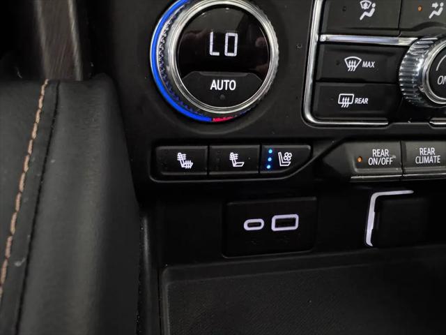 2024 GMC Yukon 4WD AT4