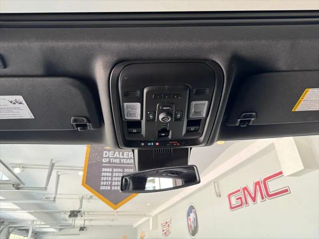 2024 GMC Yukon 4WD AT4