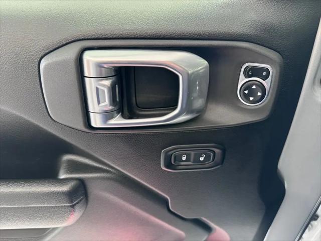 2024 Jeep Wrangler 4-Door Willys 4x4