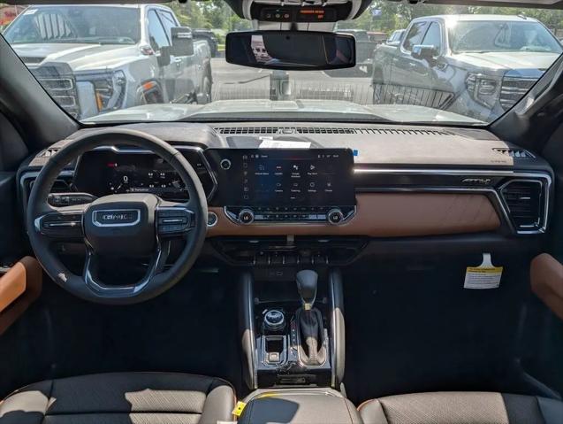 2026 GMC Canyon AT4, 4WD