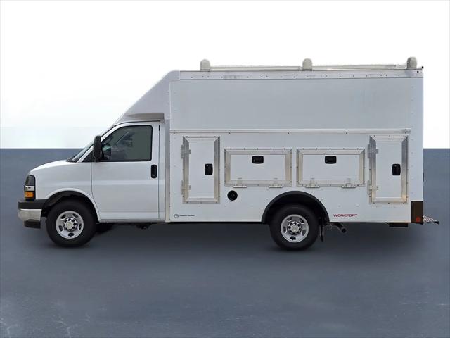 2026 Chevrolet Express Cutaway Work Van
