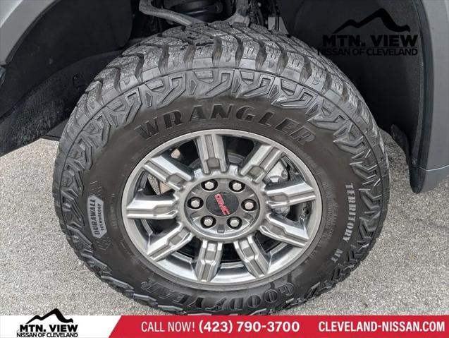 2025 GMC Sierra 1500 4WD Crew Cab Short Box AT4X