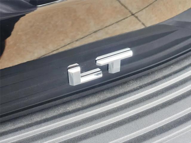 2026 Chevrolet Suburban LT, RWD