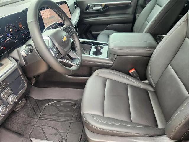 2026 Chevrolet Suburban LT, RWD