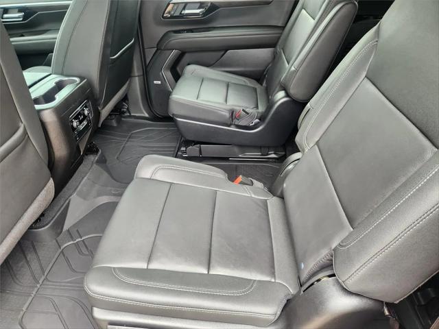 2026 Chevrolet Suburban LT, RWD