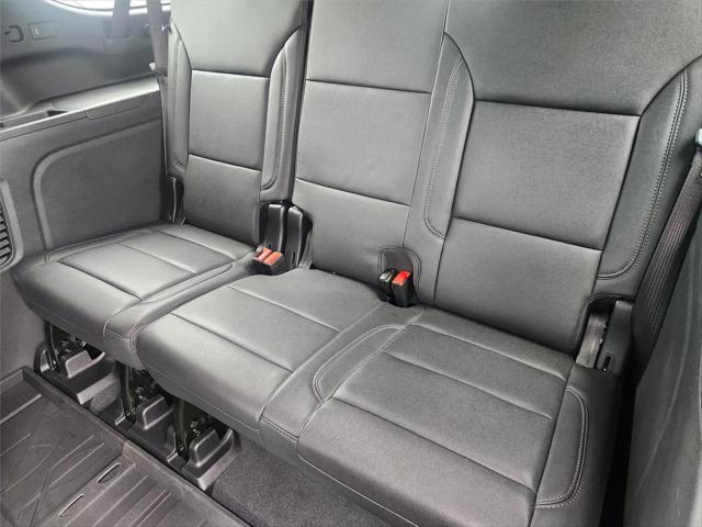 2026 Chevrolet Suburban LT, RWD