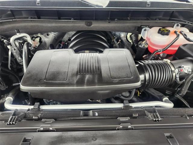 2026 Chevrolet Suburban LT, RWD