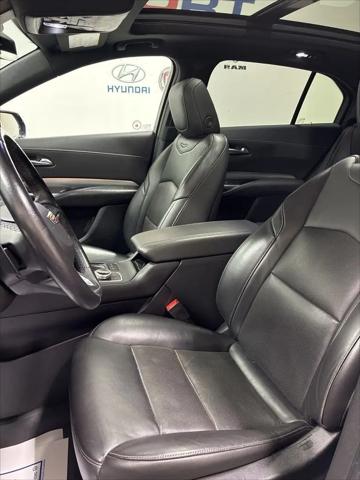 2019 Cadillac XT4 Premium Luxury