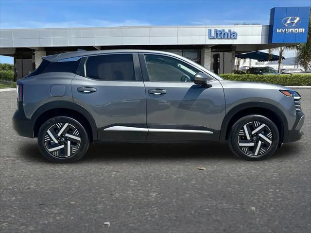 2025 Nissan Kicks SV FWD
