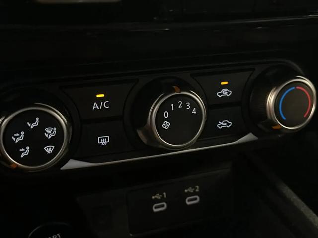 2025 Nissan Kicks SV FWD