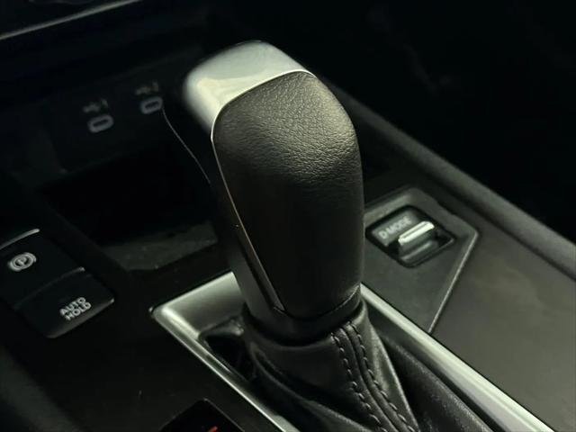 2025 Nissan Kicks SV FWD