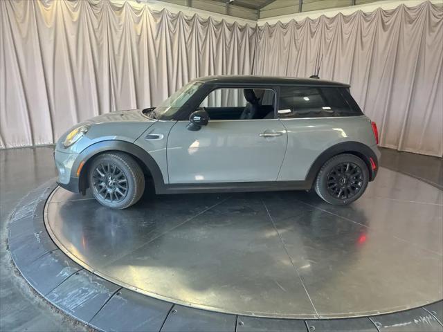 2016 MINI Hardtop Cooper