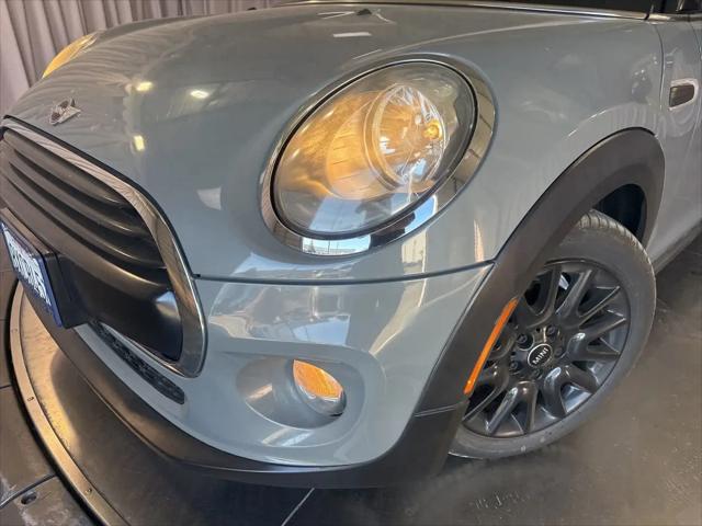 2016 MINI Hardtop Cooper