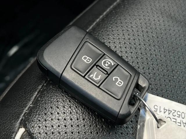 2024 Volkswagen Tiguan 2.0T SEL R-Line