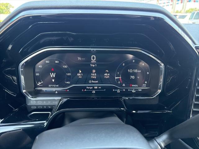 2025 GMC Sierra 1500 2WD Crew Cab Short Box SLT
