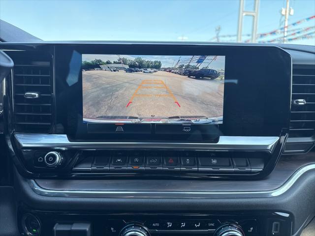2025 GMC Sierra 1500 2WD Crew Cab Short Box SLT