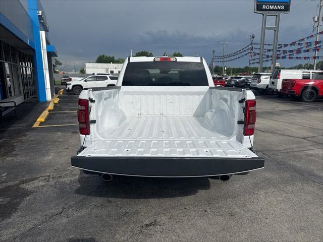 2024 Ram 1500 Laramie Crew Cab 4x2 5'7" Box