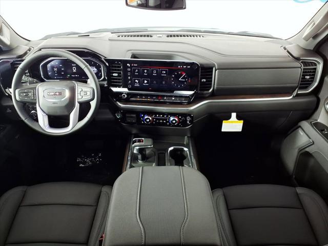 2026 GMC Sierra 1500 Crew Cab, Short Bed, SLT, RWD