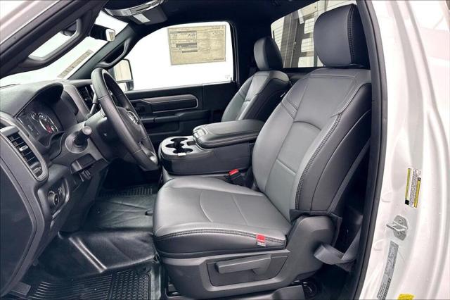 2026 Ram 3500 Tradesman/Big Horn