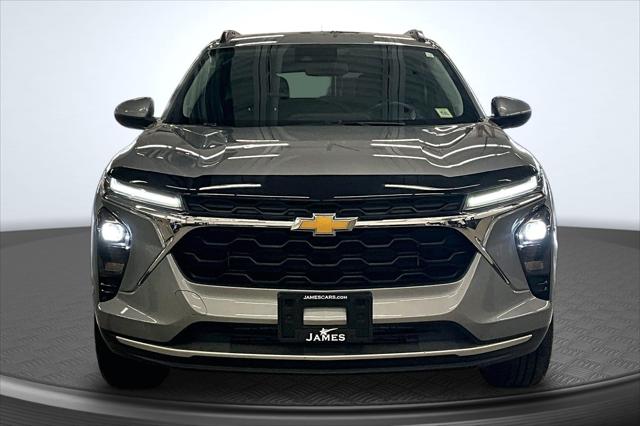 2024 Chevrolet Trax FWD LT