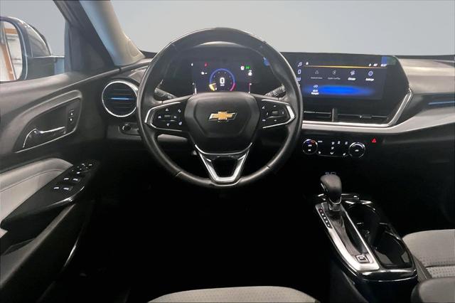 2024 Chevrolet Trax FWD LT